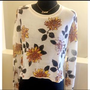 Flower Pullover